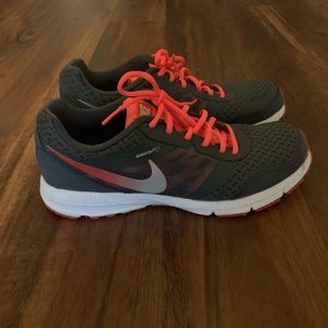 Nike Women’s Aeroply Running Shoes